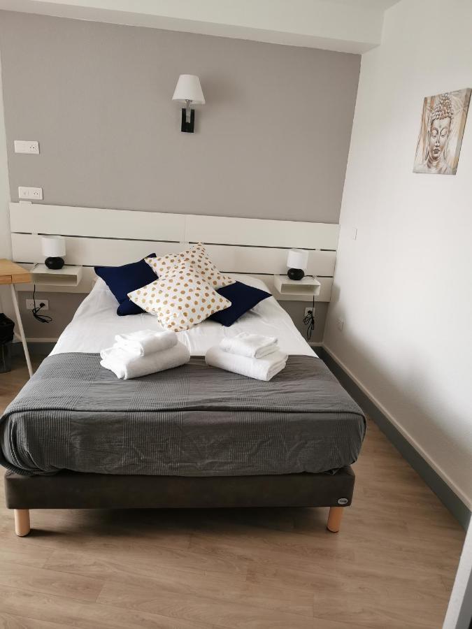 Le Relais Delys Hotel Saint-Remy-sur-Durolle ภายนอก รูปภาพ