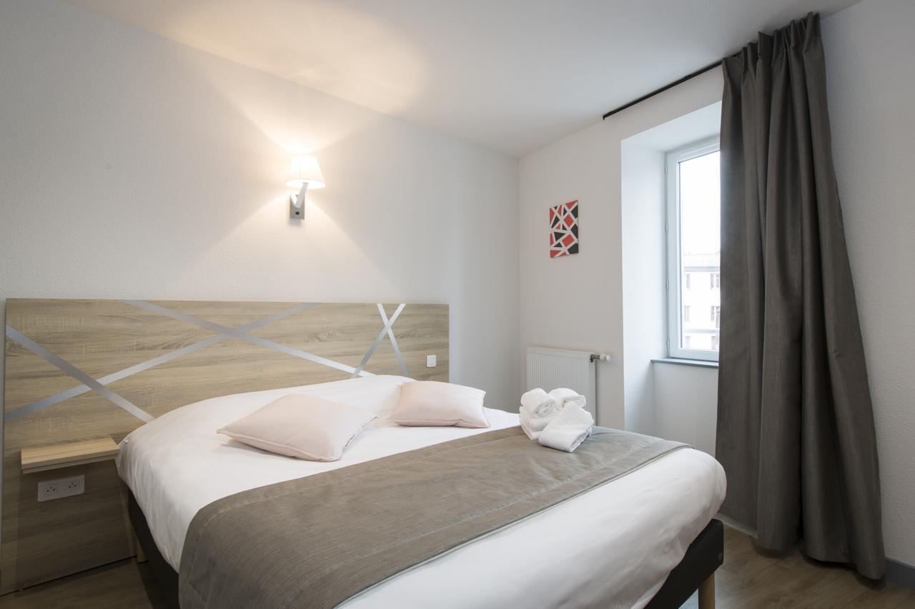 Le Relais Delys Hotel Saint-Remy-sur-Durolle ภายนอก รูปภาพ