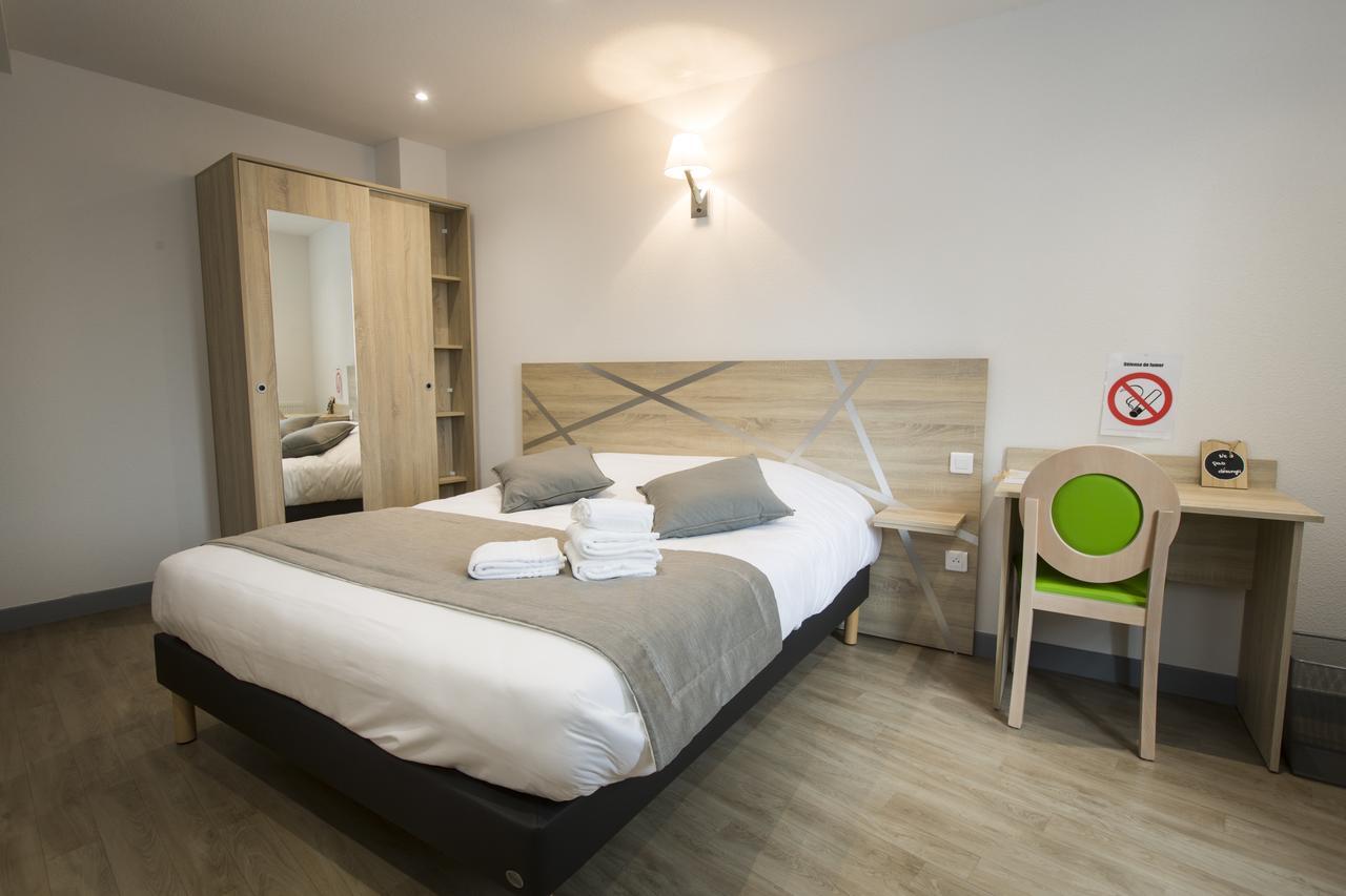 Le Relais Delys Hotel Saint-Remy-sur-Durolle ภายนอก รูปภาพ